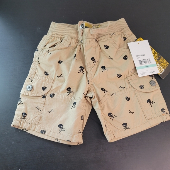Lee Dungaree Tan Khaki Skull Print Baby Shorts 18M - Picture 1 of 3